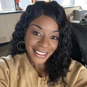 Meet your Posher, Lavada